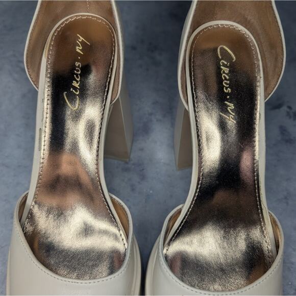 Circus by Sam Edelman Bailey Ankle Strap Platform Pumps in Vanilla Bean, Size 8 - Picture 9 of 12